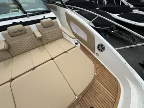 Thumbnail von Sea Ray 320 Sundancer