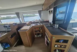 Thumbnail von Lagoon 42 HOA