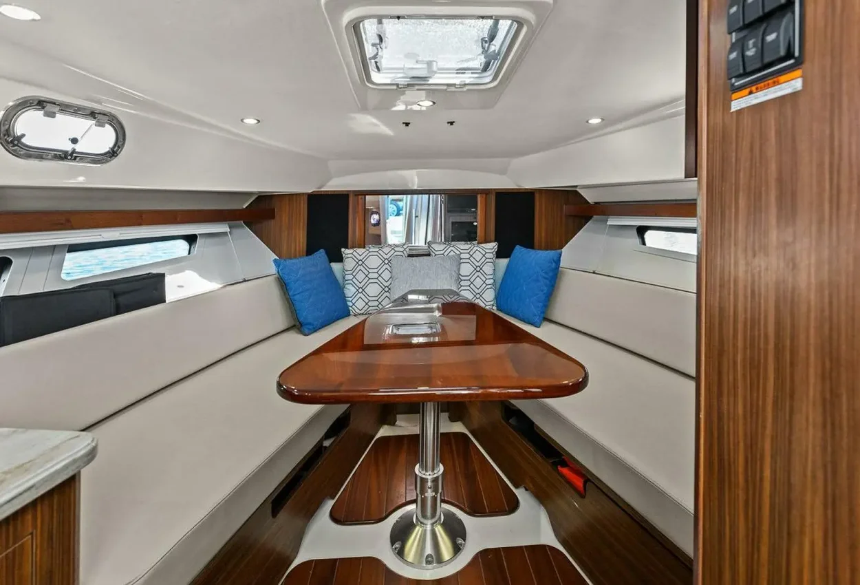 Thumbnail von Pursuit OS 355