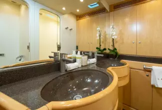 Thumbnail von CNB 95 Lady 8