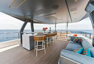 Thumbnail von Custom Line Navetta 33 DOUBLE UP