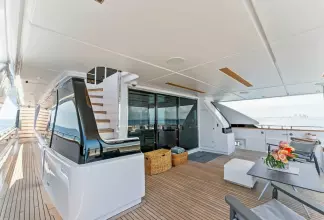 Thumbnail von Custom Line Navetta 33 DOUBLE UP