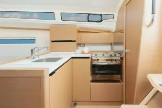 Thumbnail von Jeanneau Sun Odyssey 350