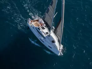 Thumbnail von Jeanneau Sun Odyssey 350