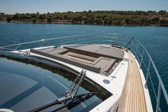 Thumbnail von Azimut S7