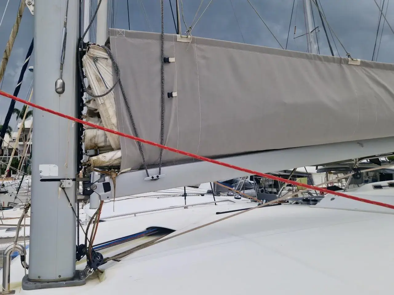 Thumbnail von Lagoon 421 BULLE