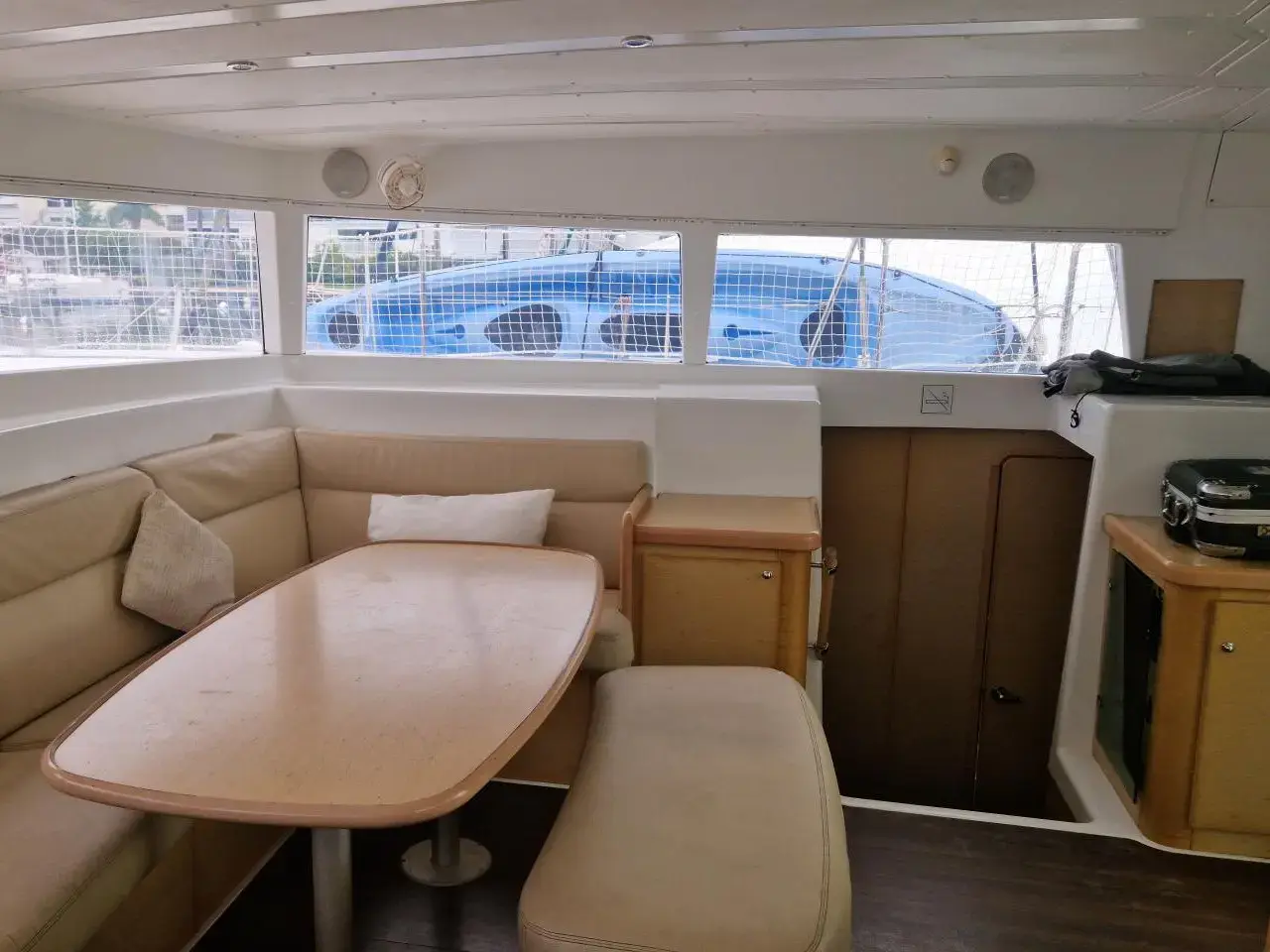 Thumbnail von Lagoon 421 BULLE