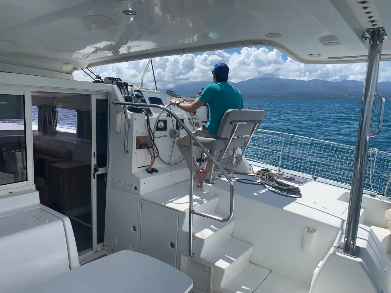 Thumbnail von Lagoon 421 BULLE