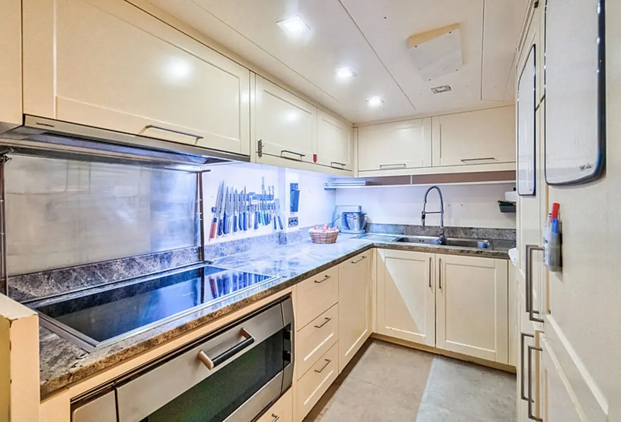 Thumbnail von Falcon 102