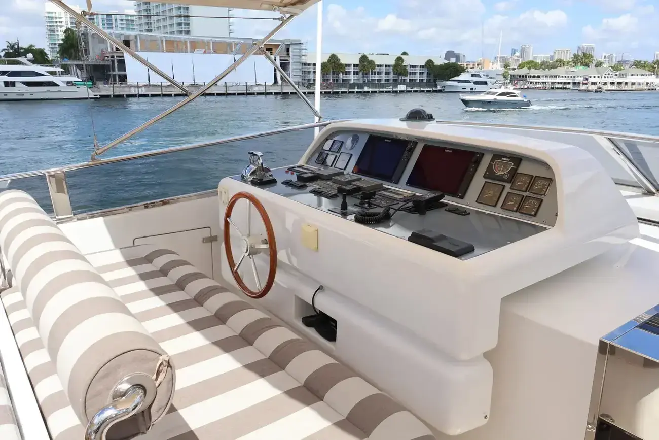 Thumbnail von Falcon 106 Q