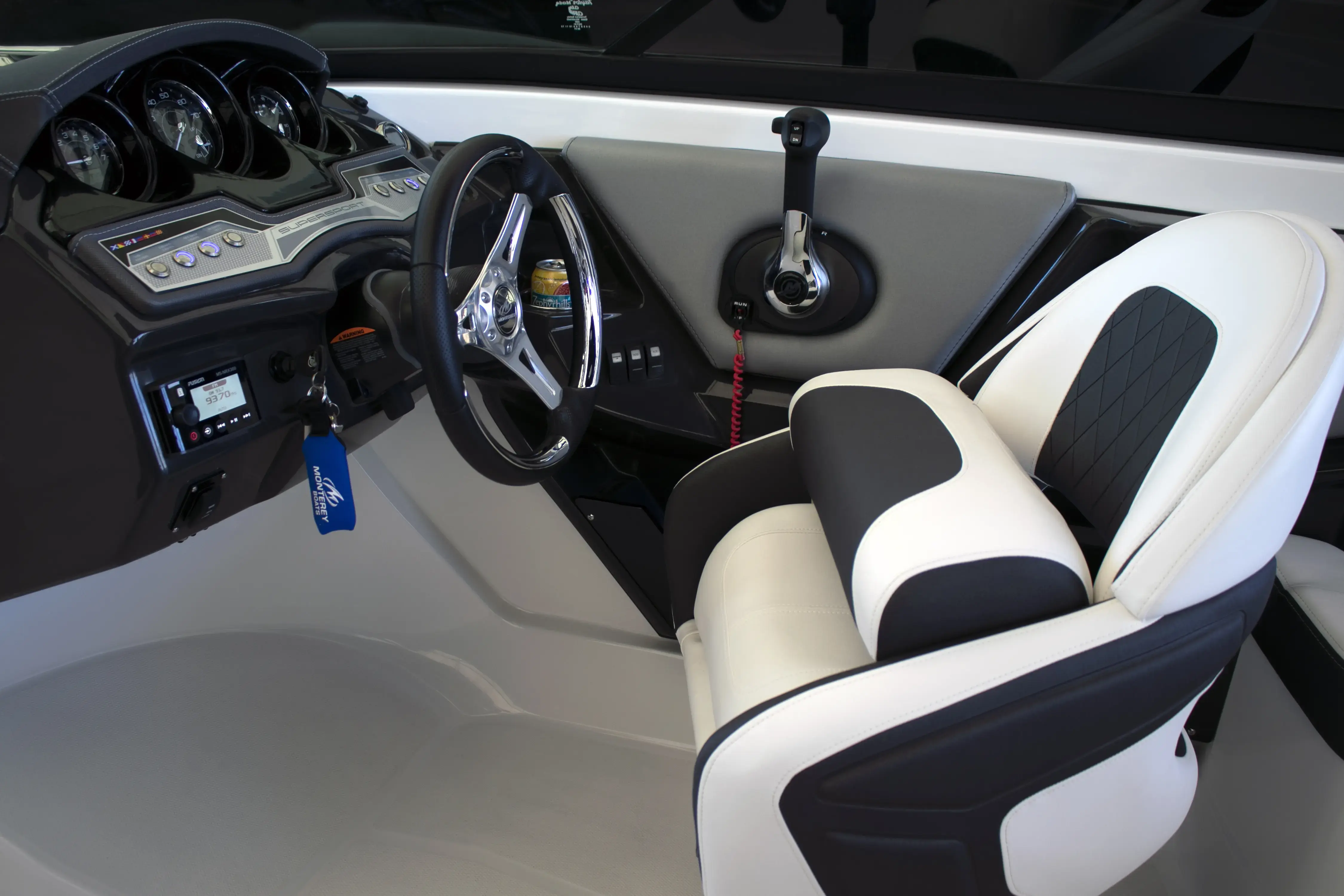 Thumbnail von Monterey 235 Super Sport