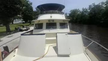 Thumbnail von Trader Med Yacht w- Cockpit Island Angel