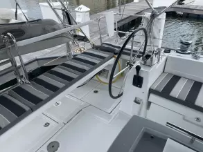 Thumbnail von Beneteau Oceanis 45 La Belle Vie