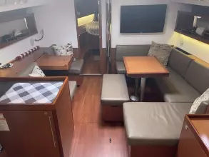 Thumbnail von Beneteau Oceanis 45 La Belle Vie