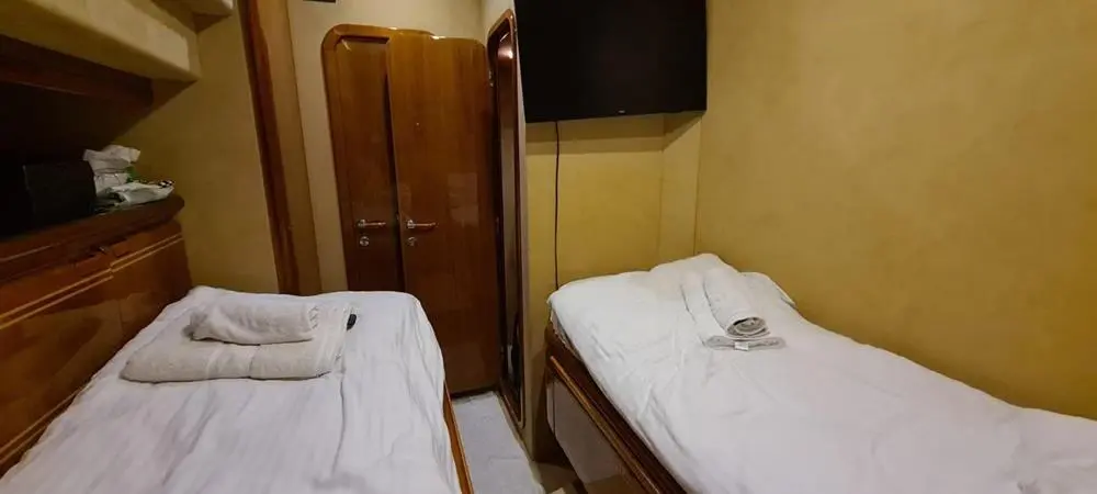 Thumbnail von Ferretti Yachts 80