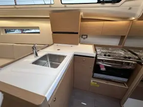 Thumbnail von Jeanneau Sun Odyssey 350