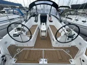 Thumbnail von Jeanneau Sun Odyssey 350