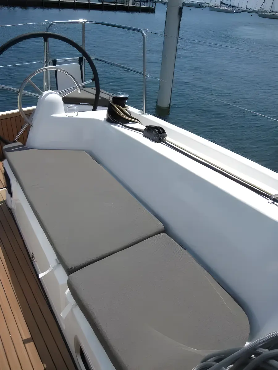 Thumbnail von Jeanneau Sun Odyssey 350
