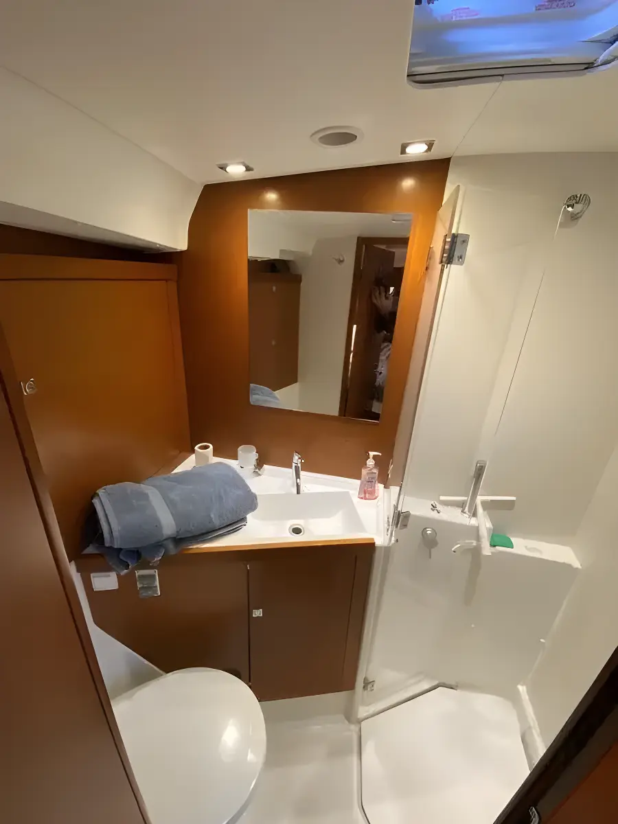 Thumbnail von Beneteau Oceanis 45