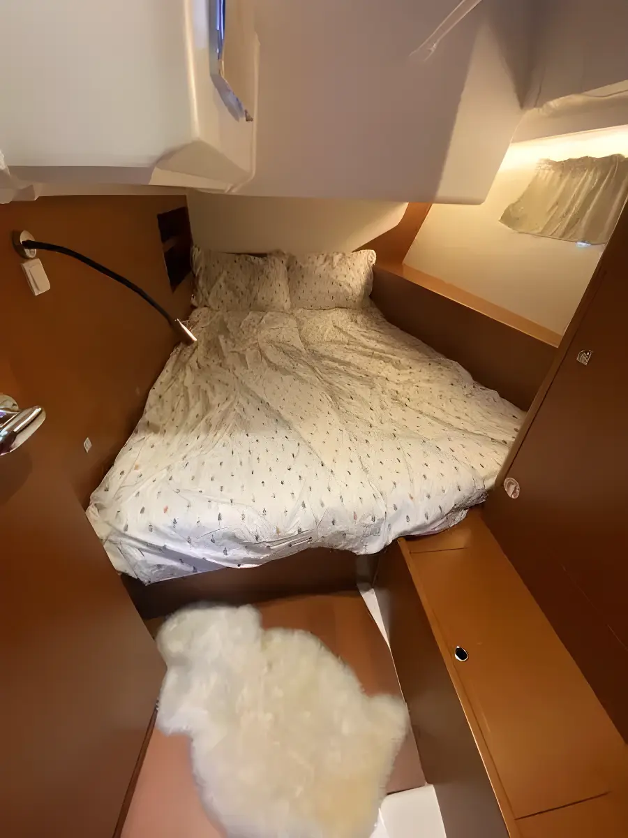 Thumbnail von Beneteau Oceanis 45