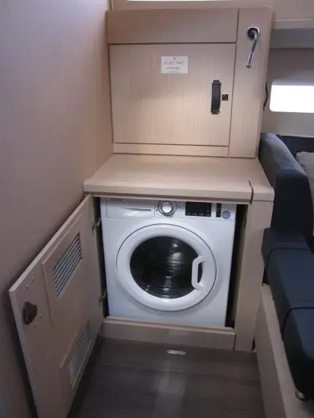 Thumbnail von Jeanneau Yachts 60