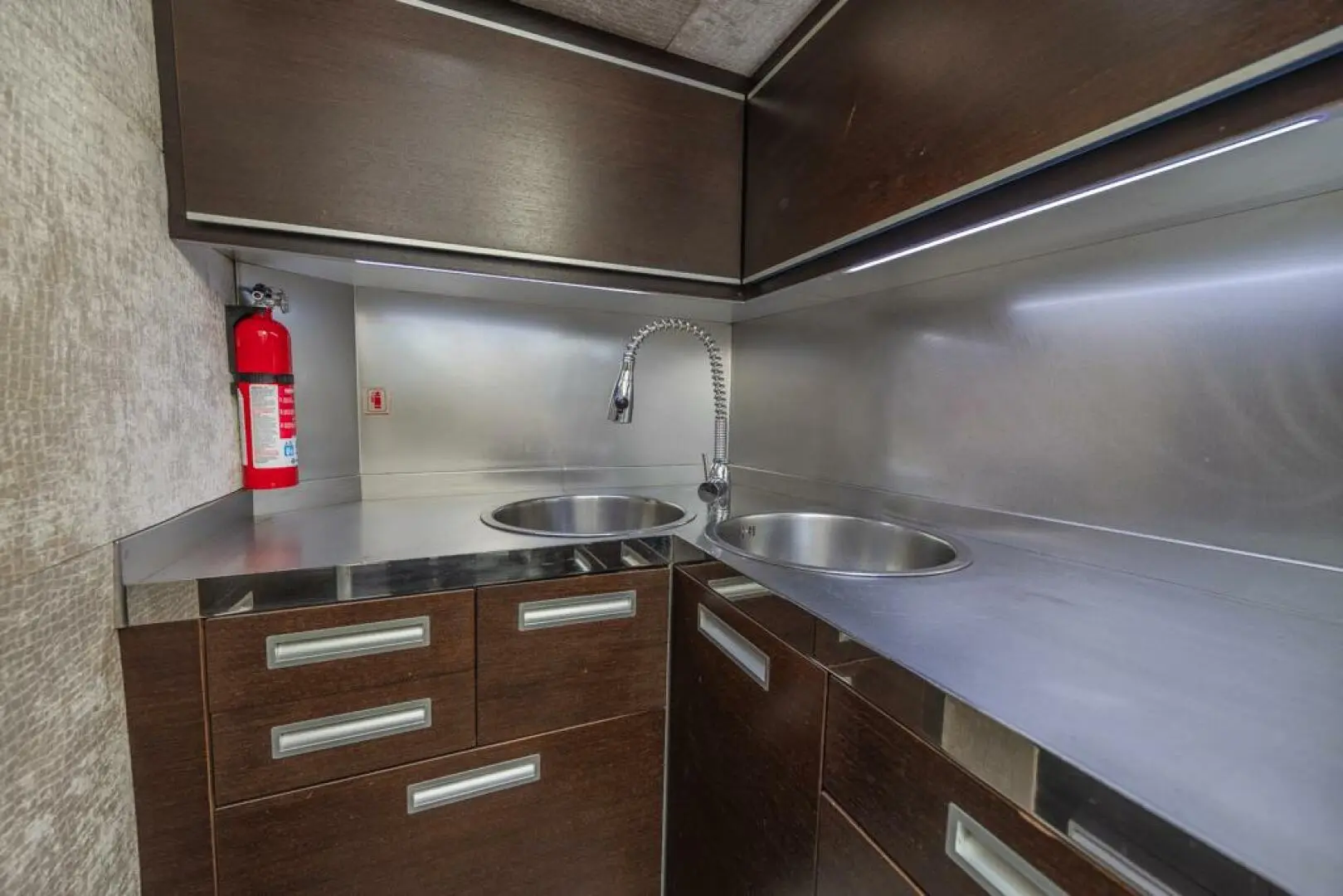 Thumbnail von Azimut 68