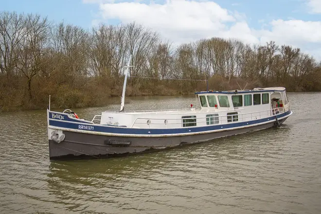 Luxe Motor Dutch Barge Heliox