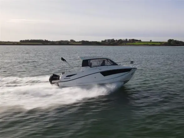 Quicksilver 755 Pilothouse