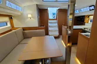 Thumbnail von Jeanneau Sun Odyssey 440