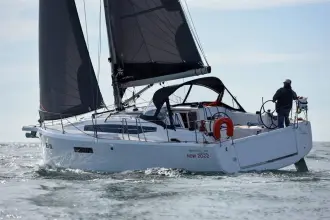 Thumbnail von Jeanneau Sun Odyssey 380
