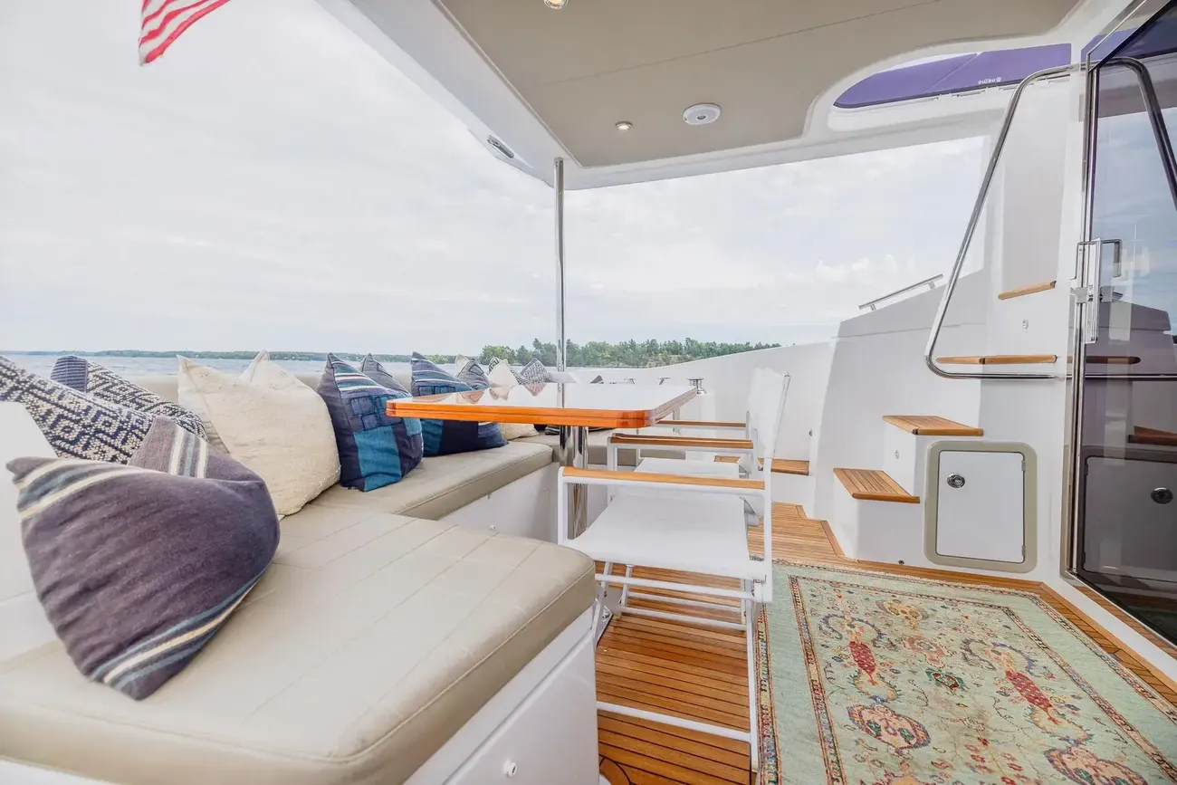 Thumbnail von Azimut 50