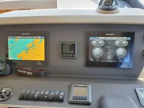 Thumbnail von Azimut 50