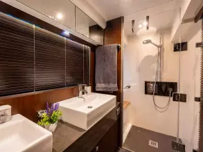 Thumbnail von Fairline Squadron 65 LANA