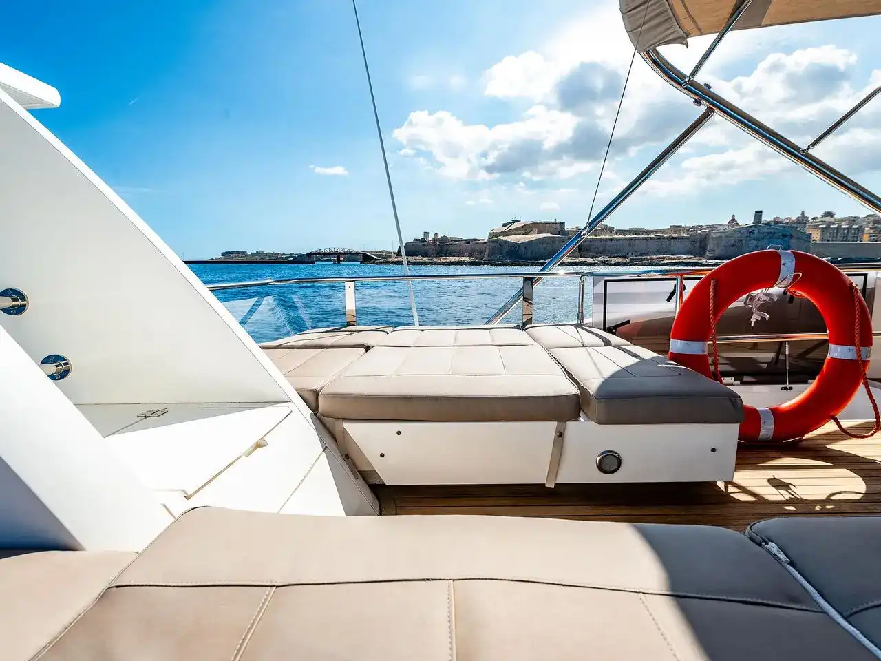 Thumbnail von Fairline Squadron 65 LANA