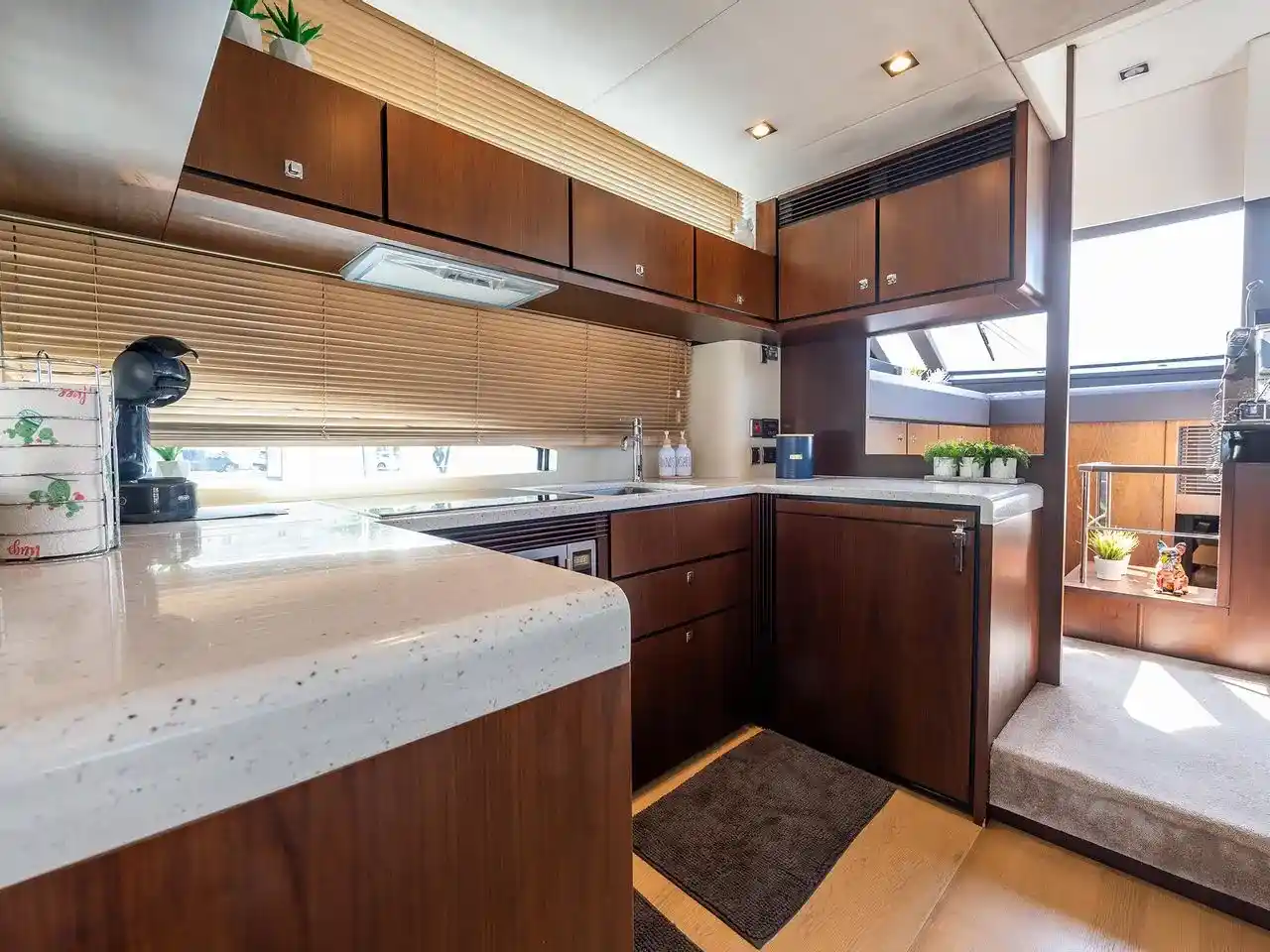 Thumbnail von Fairline Squadron 65 LANA