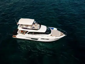 Thumbnail von Ferretti Yachts 500 500