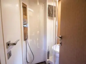 Thumbnail von Ferretti Yachts 500 500