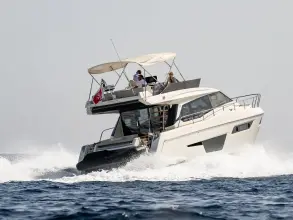 Thumbnail von Ferretti Yachts 500 500