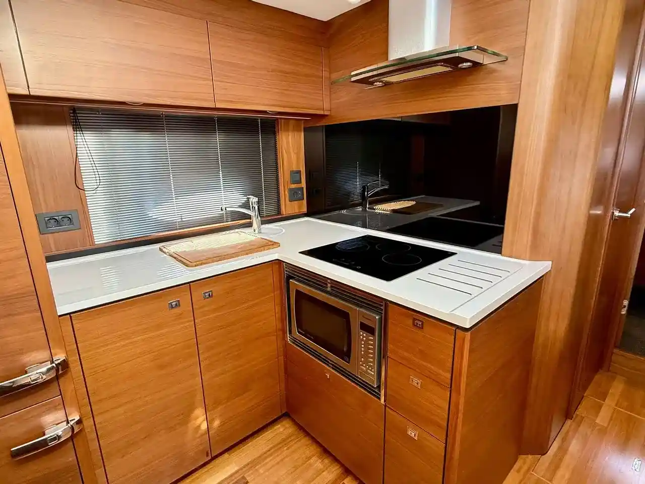 Thumbnail von Princess V48 LUCKY LIZZY