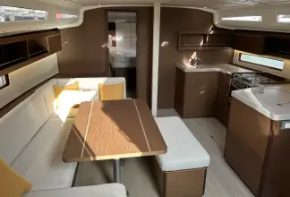 Thumbnail von Beneteau Oceanis 40.1