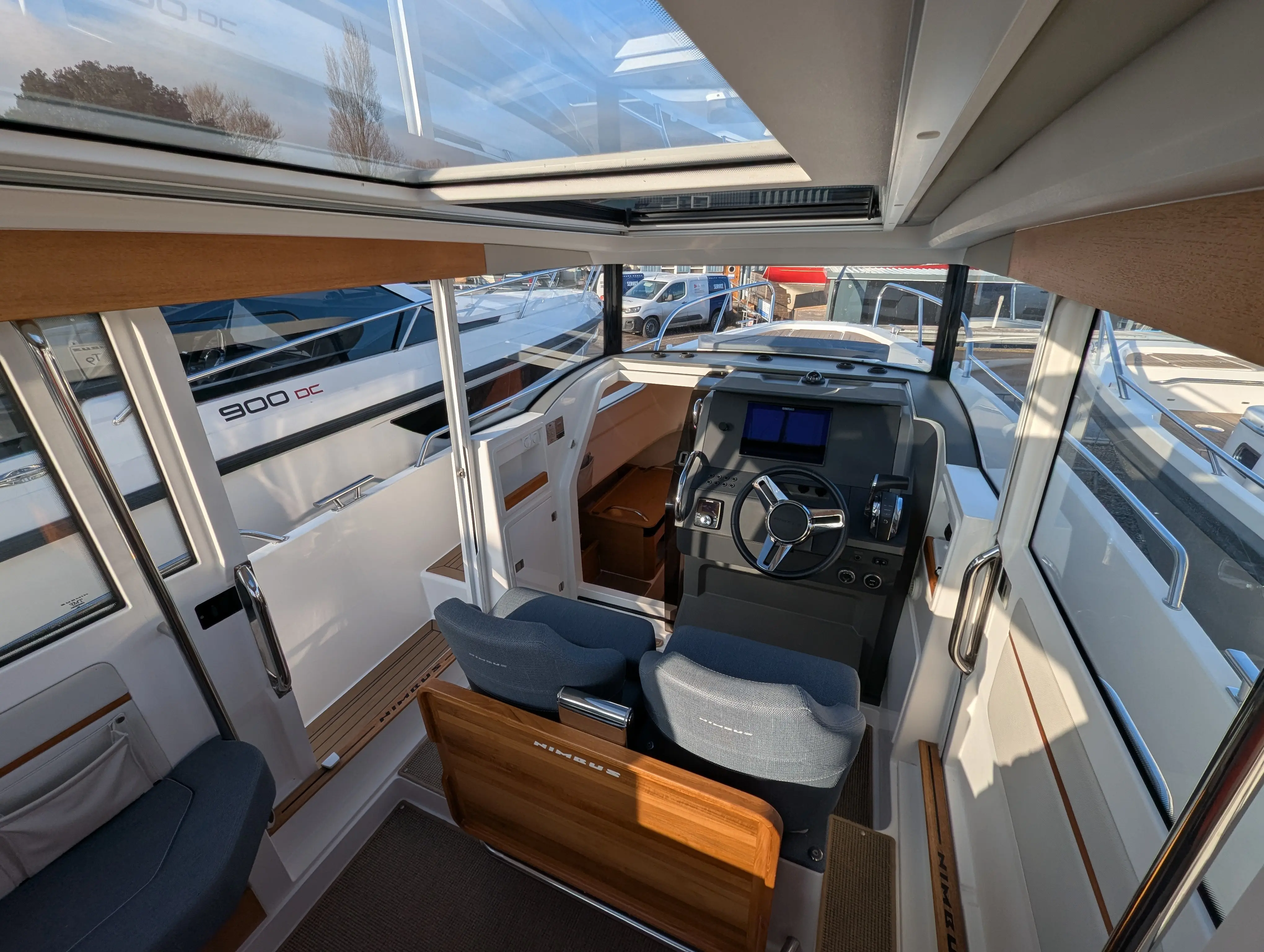 Thumbnail von Nimbus C9