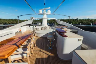 Thumbnail von Palmer Johnson Raised Pilot House INVICTUS