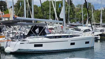 Thumbnail von Bavaria C38