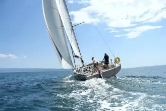 Thumbnail von Beneteau First 44