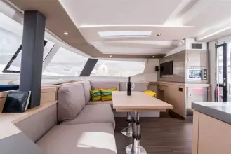 Thumbnail von Fountaine Pajot Saona 47