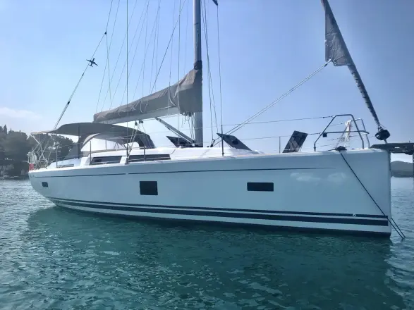 Hanse 388