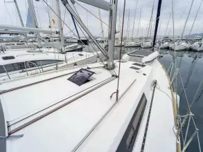 Thumbnail von Beneteau Oceanis 45