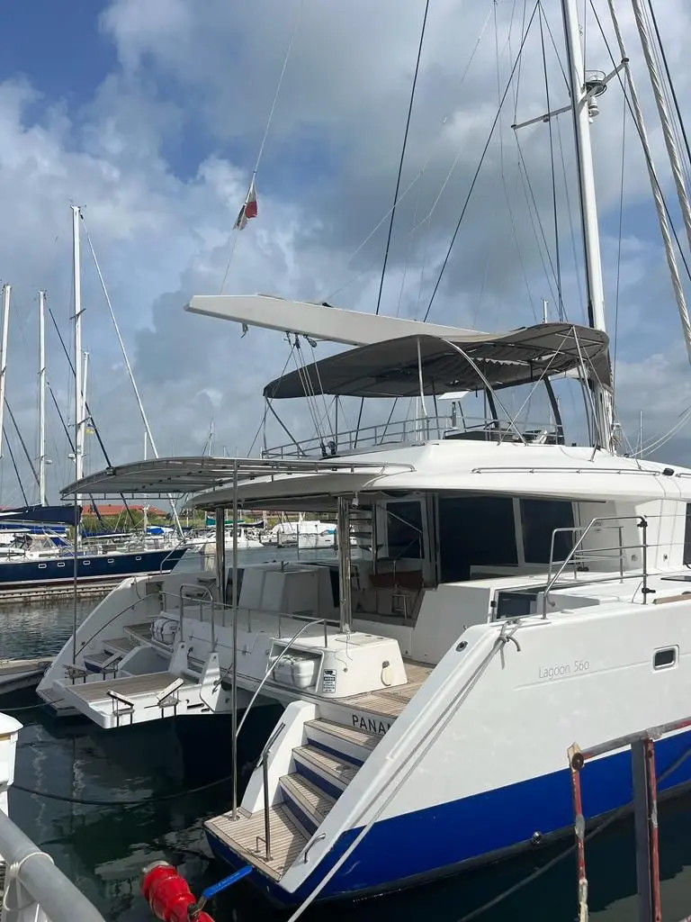 Thumbnail von Lagoon 560