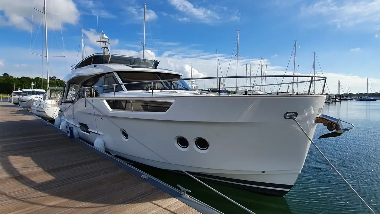 Greenline 48 Fly Shinobi