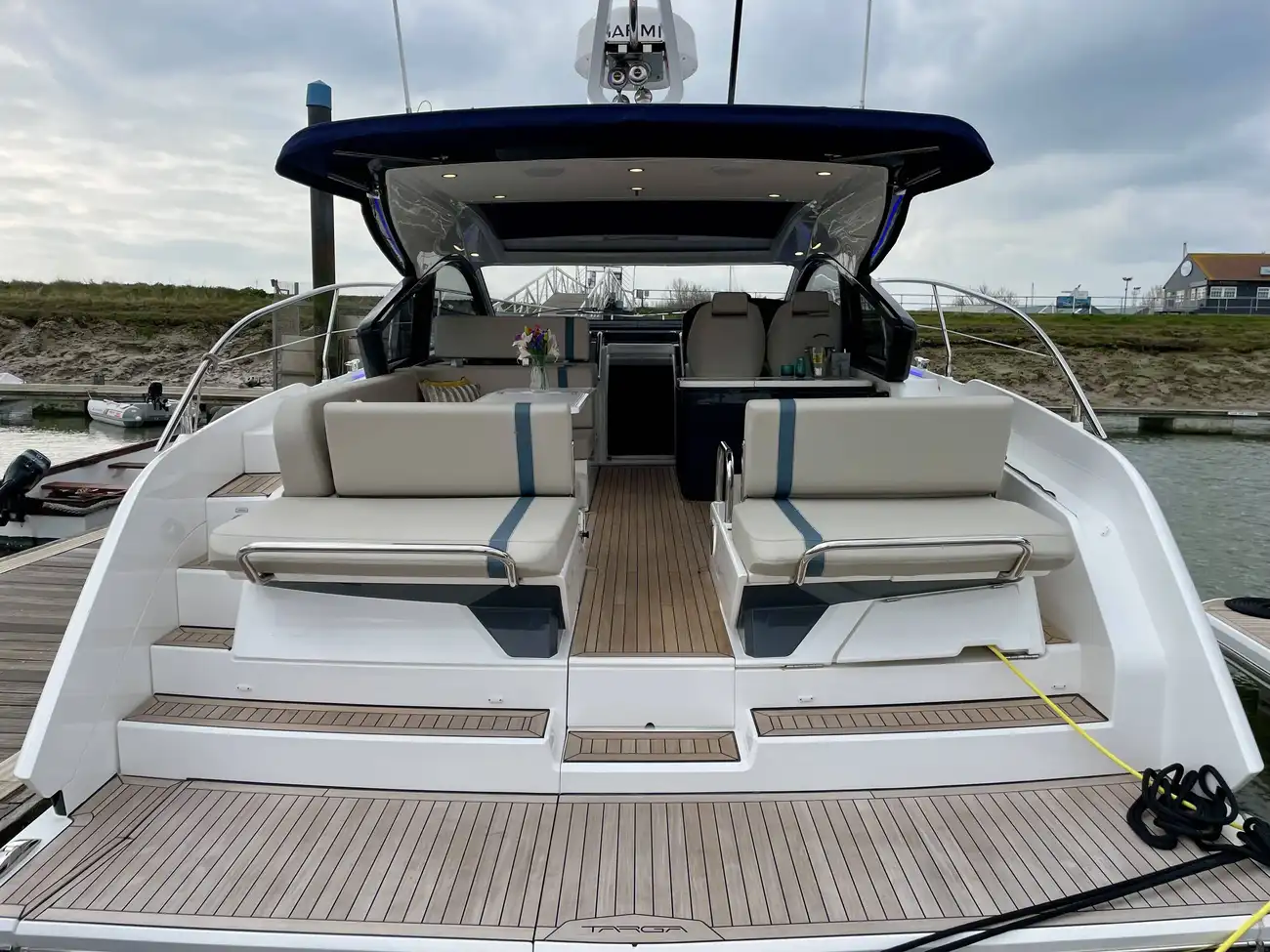 Thumbnail von Fairline Targa 40
